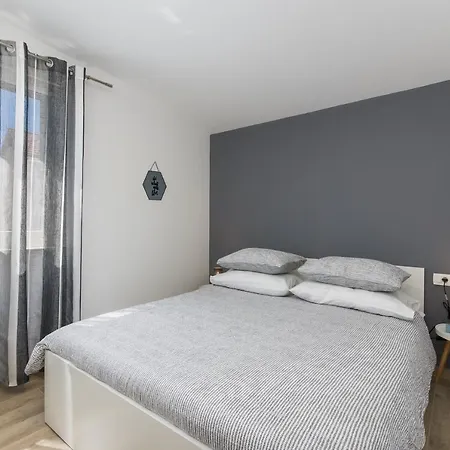 Finta Apartman